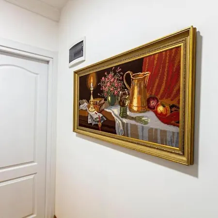 Historical 4-Br Home Steps From Besiktas Stadium & Bosphorus Views - Prime Nisantasi Location! Istanbul Exterior foto